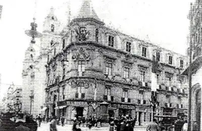 Fotografía antigua del edificio del Hotel Gillow